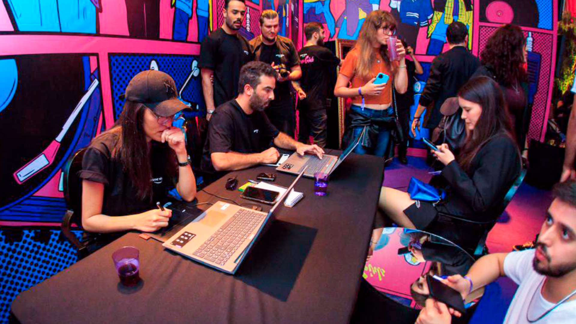 Prime-Video-Paper-Girl-Evento-Cylus-Estudio